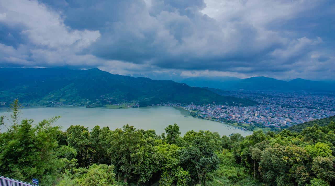 Hotel View Point Pokhara Buitenkant foto