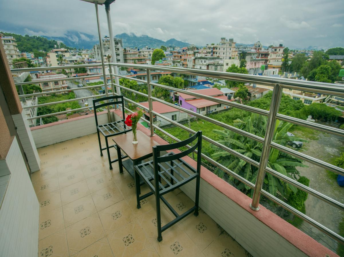 Hotel View Point Pokhara Buitenkant foto