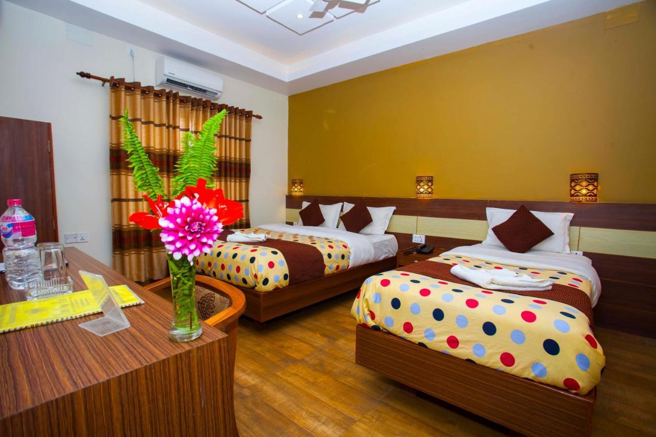 Hotel View Point Pokhara Buitenkant foto