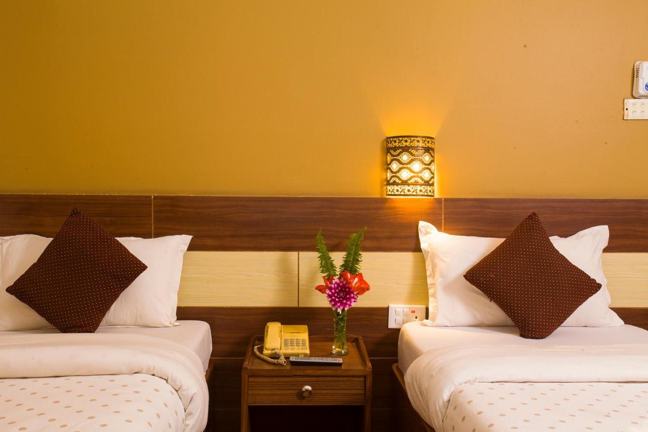 Hotel View Point Pokhara Buitenkant foto